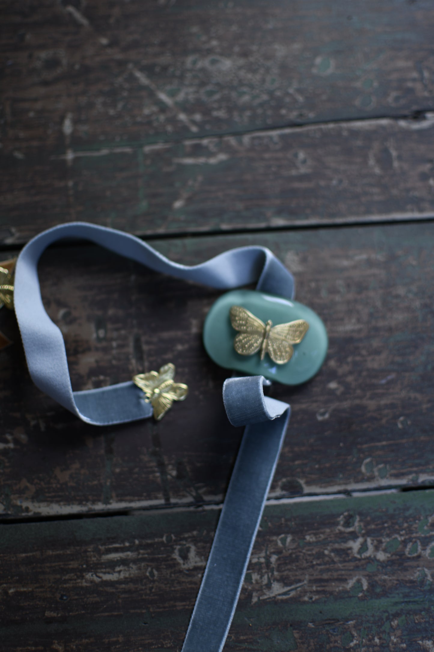 pulsera y terciopelo