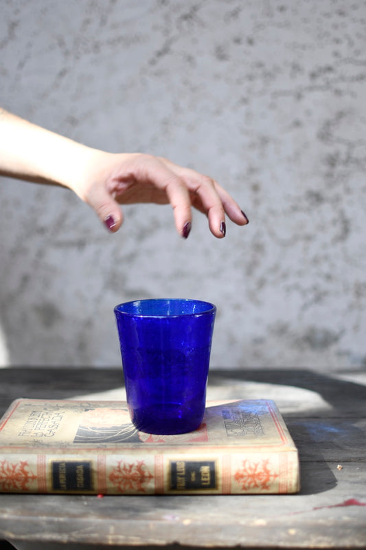 vaso azul electrico